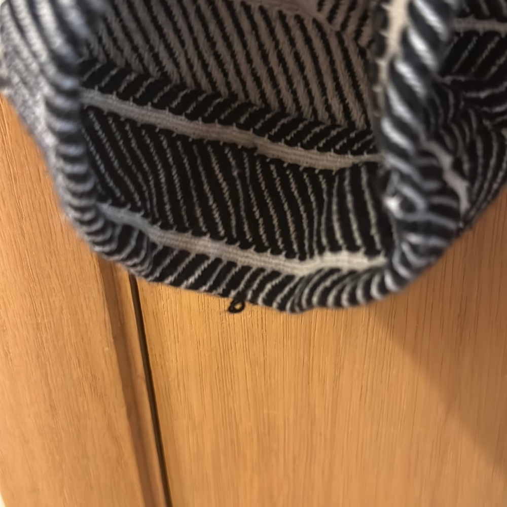 Striped Hooded Women's Robe - Picture 12 of 12